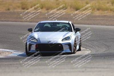 media/Sep-20-2025-Extreme Speed (Sat) [[1fcc23683c]]/Orange (Mid Intermediate)/Session 3 (Offramp)/